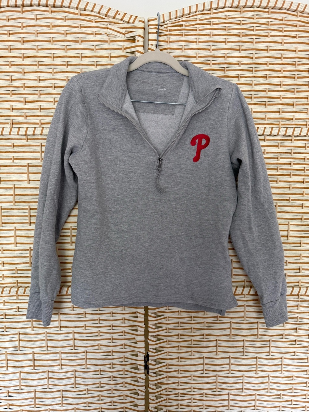 Women’s Philadelphia Phillies Gray Quarter Zip with Red 'P' Accent Size SM